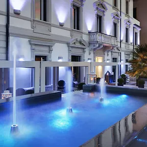 Lhp Palace & Hotel