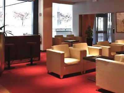 מונטה קטיני טרמה Tuscany Inn מלון
